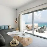Seanfinity Beachfront Apartman