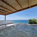 Seanfinity Beachfront Mikrí Vígla