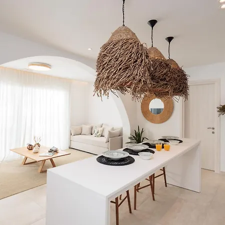 Seanfinity Beachfront Mikri Vigla