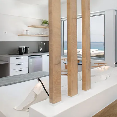 Seanfinity Beachfront Mikri Vigla