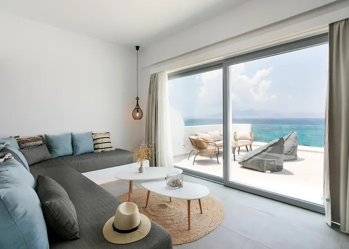 Seanfinity Beachfront Lejlighed