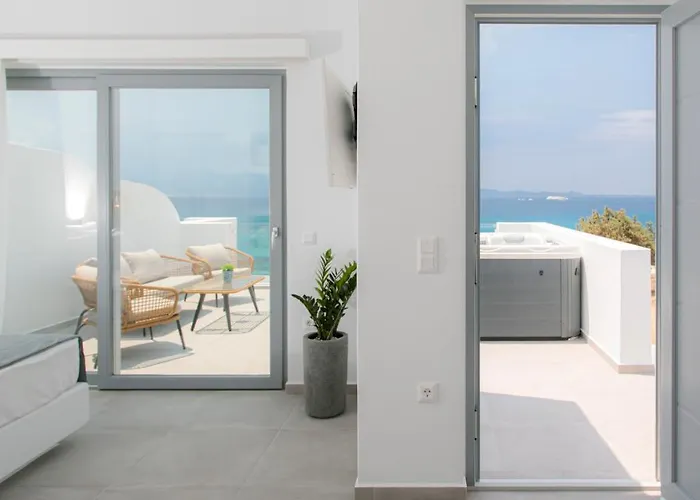 Seanfinity Beachfront *