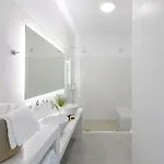Seanfinity Beachfront Apartment Mikri Vigla