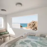 Seanfinity Beachfront Apartment