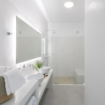 Seanfinity Beachfront Lejlighed Mikri Vigla