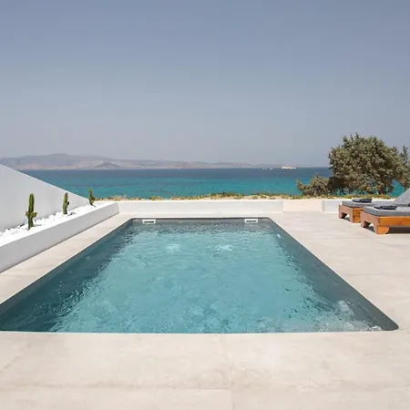Seanfinity Beachfront *