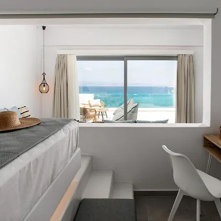 Seanfinity Beachfront Apartment Mikri Vigla