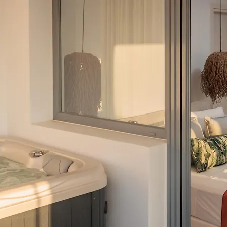 Seanfinity Beachfront Apartment
