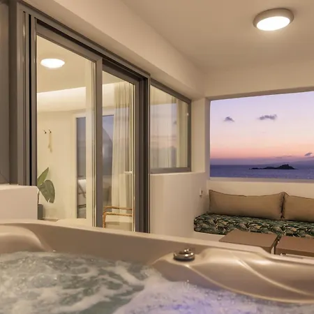 Apartment Seanfinity Beachfront